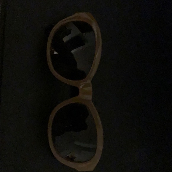 Coach sunglasses! - Picture 1 of 2